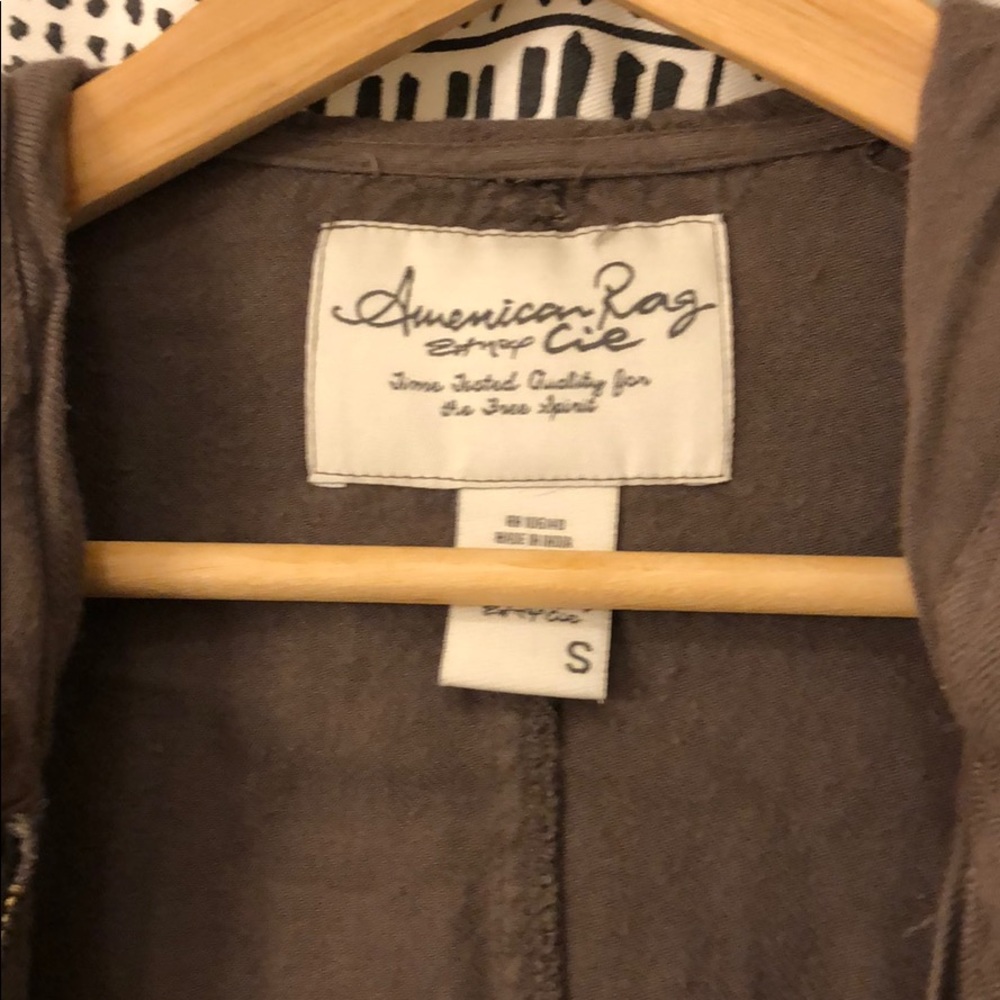 Light jacket - Picture 2 of 4